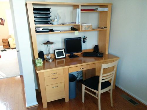 Solid Maple Computer Desk w/ Hutch