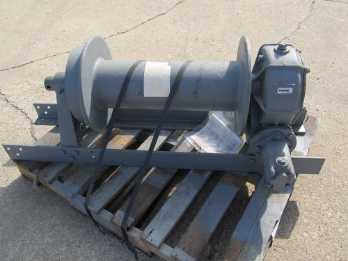 Braden Winch AHS10-23A R LA-24 PT # O5404 NEW OLD STOCK WORM UPRIGHT HYDRUALIC