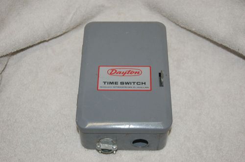 Dayton 2E351B 24 Hour Time Switch M33