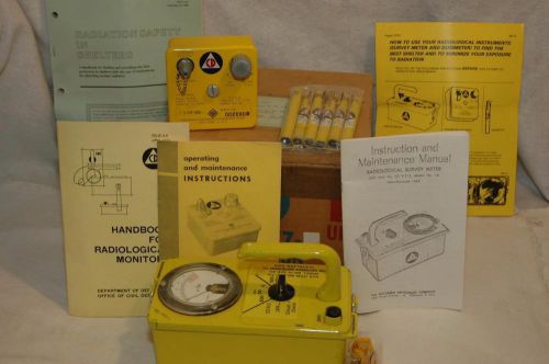 Victoreen CD V-777-2 Radiation Detection Kit CDV-715 Geiger Counter Dosimeter