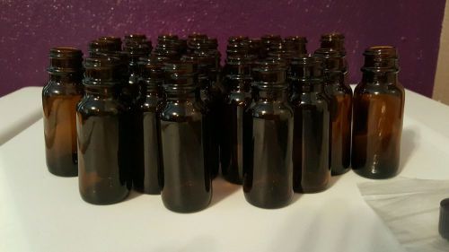 32 pcs 1/2oz 15ml AMBER Boston Round Glass Bottle W/PP Caps