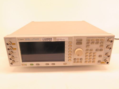 HP E4432B ESG-D Series Signal Generator 250 kHz - 3.0 GHz **Parts or Repair**