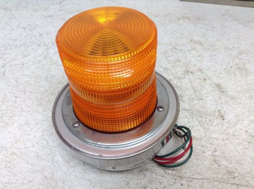 Edwards Signaling 92A-N5 Adaptabeacon 120 VAC Orange Strobe Light 92AN5