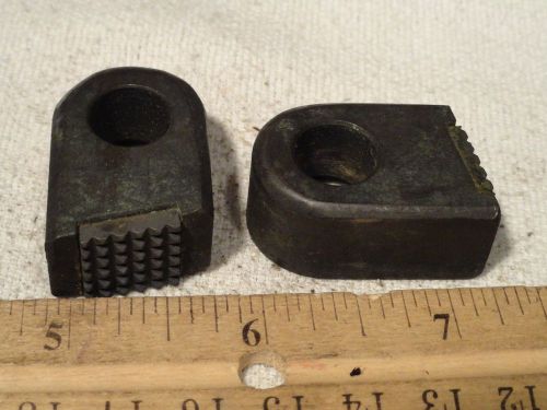 2pc FAIRLANE EDGE POSITIONING GRIPPER 1-1/4&#034; LONG 9/16&#034; TALL 7/16&#034; BORE 27/32&#034; W