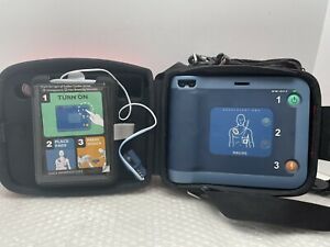 PHILIPS HEARTSTART DEFIBRILLATOR HEARTSTART FRx w/ CASE, 2 PADS, NEW BATTERY