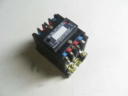 (N1-2-2) 1 NEW ALLEN BRADLEY 700DC-RM220Z2 INDUSTRIAL CONTROL RELAY 300V DC