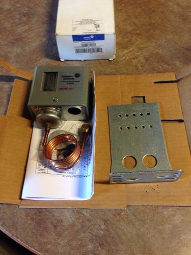 New JOHNSON CONTROLS P70AB-12C MICRO-SET SUCTION PRESSURE CONTROL