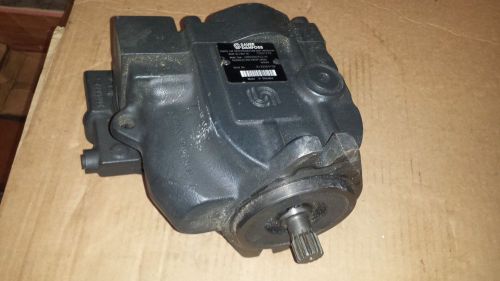 SAUER DANFOSS LRR 025C AXIAL PISTON HYDRAULIC PUMP | 7005127S NEW - OLD STOCK