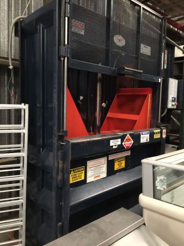 JV CRAM-A-LOT  60&#034; Vertical Downstroke Baler