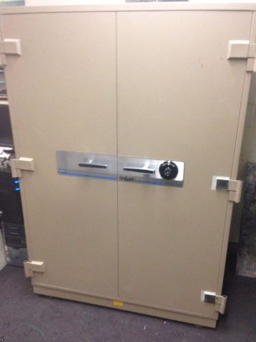 Schwab Fireguard Media Double Door Safe model 4057CTS