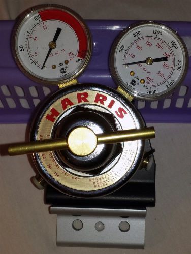 Harris 25-15C-650L Single-Stage Regulator, Output is 0-15 PSI