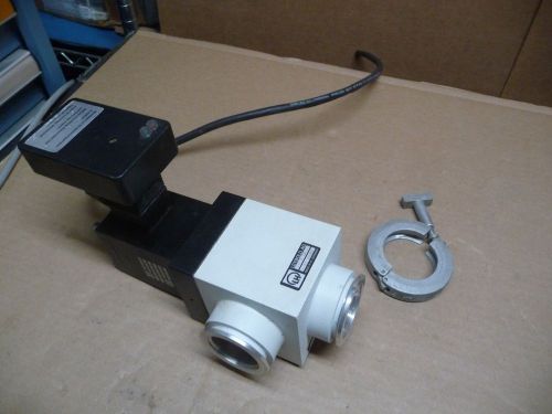 LEYBOLD AG 287 73 V2 PNEUMATIC VALVE w/ EXTRA LEYBOLD PRODUCTS