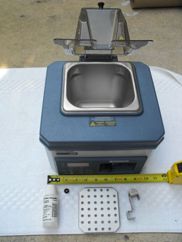 Fisher Scientific Isotemp Digital-Control Water Bath Shallow-form Model 202S NIB