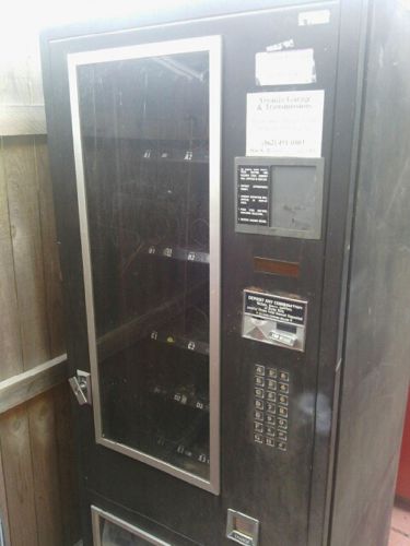 Good working USI snack machine 3030 candy food coke pepsi