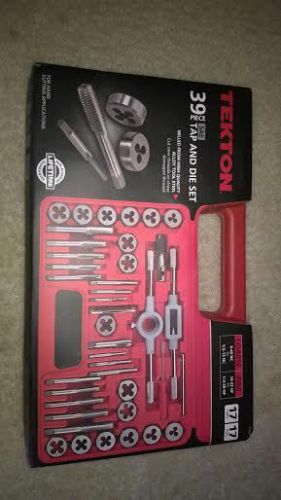 Tekton 39 piece sae tap and die set, 17 each