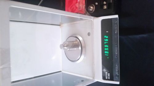 Mettler AE 200 Analytical Balance