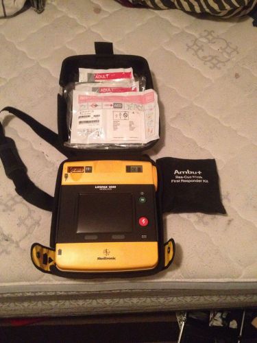 Medtron* Lifepak 1000 Defib AED Life Saving Device