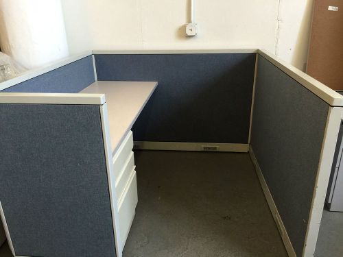 5ftx5ft cubicle/partition by steelcase avenir for sale