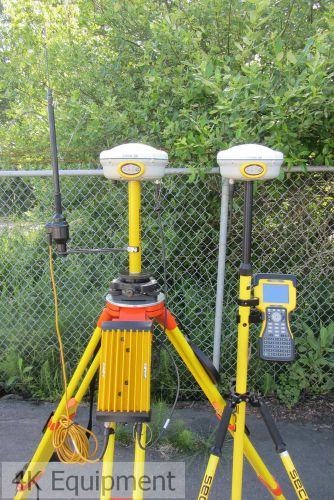 Trimble Dual R8 Model 2 Base/Rover GNSS Kit w/ Trimmark 3 External Radio &amp; TSC2