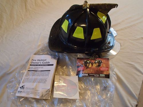 Cairns N6A Fire Helmet Sam Houston NEW Large Black Leather Firefighter w Bourkes