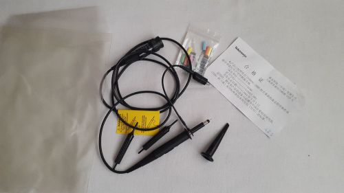 Tektronix passive voltage x1/x10 probe P2220