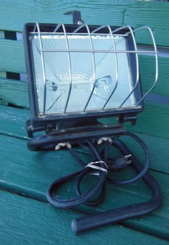 REGENT PQ33 WORK FLOOD LIGHT PORTABLE 500W ADJUSTABLE STAND GARAGE CONSTRUCTION