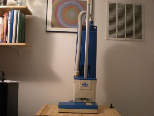 Windsor Versamatic VES 1/3 Commercial Vacuum Cleaner