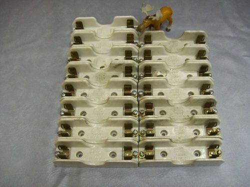 Ceramic 0-30A 600V Fuse Holder Lot of 15