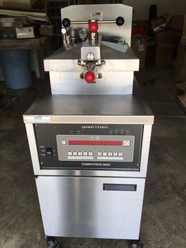 Electric 208v/3ph  Henny Penny Pressure Fryer PFE 500 Computron 8000