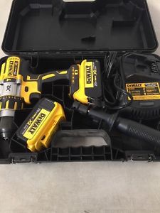 DeWalt DCD995M2  - 20c Lithium Ion Brushless Hammer Drill - 6749