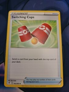 Switching Cups 4 Playset 162/203 Evolving Skies