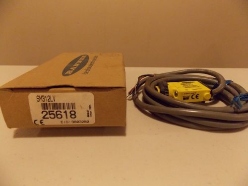 NEW BANNER PHOTOELECTRIC INFRARED SENSOR    SM312LV  NIB