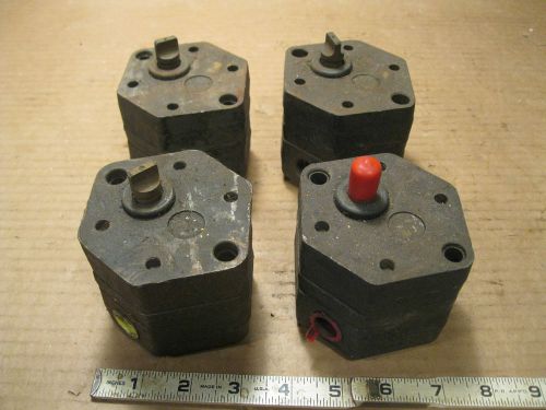 lot hydraulic pumps heavy equipment part automotive mechanical shop hardware