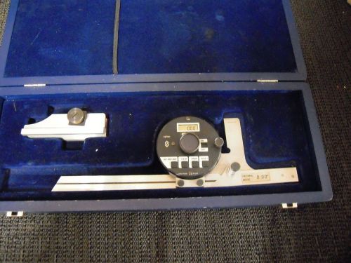 Digital Protractor Fowler 54-440-900 &#034;Swiss Made&#034; in wooden case