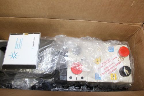 Varian Agilent DS402 Dual Stage Rotary Vane Vacuum Pump New in Box 9499330m005