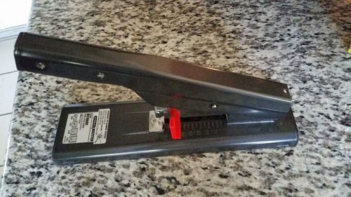 STANLEY BOSTITCH Heavy Duty STAPLER Model B31OHDS