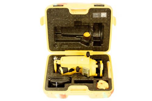 Topcon DT-209 Digital Theodolite DT-200 SERIES W/ CARRYING CASE