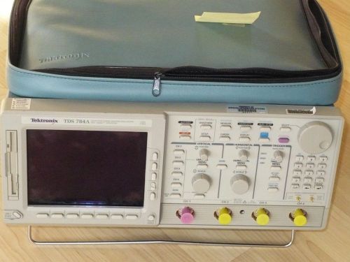 Tektronix TDS784A 4 channel  1GHz 4GSa/s oscilloscope Opt: 13 1F 1M 2F