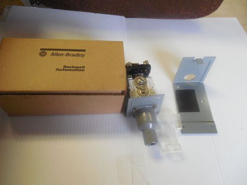 NEW ALLEN BRADLEY PRESSURE SWITCH 836-C7 836C7 SER A