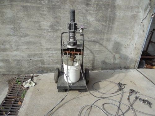 Aro spray pump model 67120-p43 3 spray guns (27282) for sale