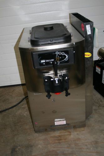 2012 taylor c709 frozen yogurt soft serve ice cream machine 1ph air cooled for sale