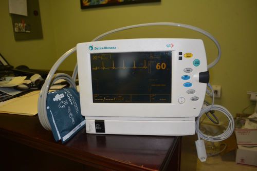 Datex-Ohmeda S/5 F-LM1..02 Anesthesia Monitor / Patient Monitor With CO2