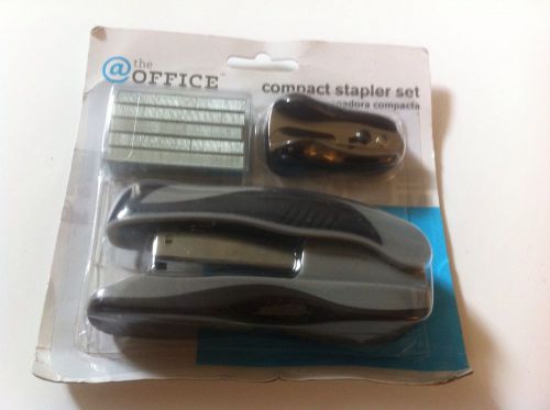 3 piece Stapler set 1000 Staples, Stapler, Staple Remover