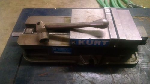 KURT ANGLOCK 6&#034; MILLING MACHINE VISE  D675