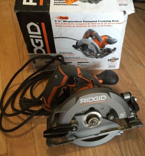 Ridgid Fuego 12-Amp 6.5&#034; Magnesium Compact Framing Circular Saw (R3204)