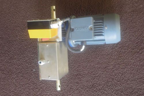 Kaijieli 3 Phase 1/3 hp Induction Motor W/ Speed Reducer NMRV 050