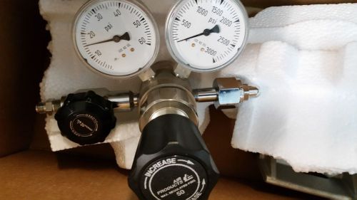 Specialty gas regulator, high purity two stage regulator cga540 for sale