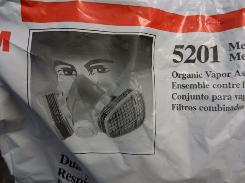 3M 5201 ORGANIC RESPIRATOR - Half Facepiece Organic Vapor Respirator (MED) - 1pc