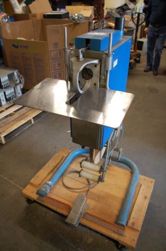 Tie Boy Tyer A206 (?) Tying Machine