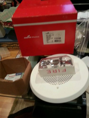 NIB COOPER WHEELOCK FIRE STROBE SPEAKER 113166 E90-24MCC-FW CEILING WHITE